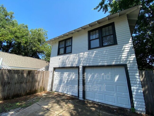 Foto del edificio - 119 NW 27th St