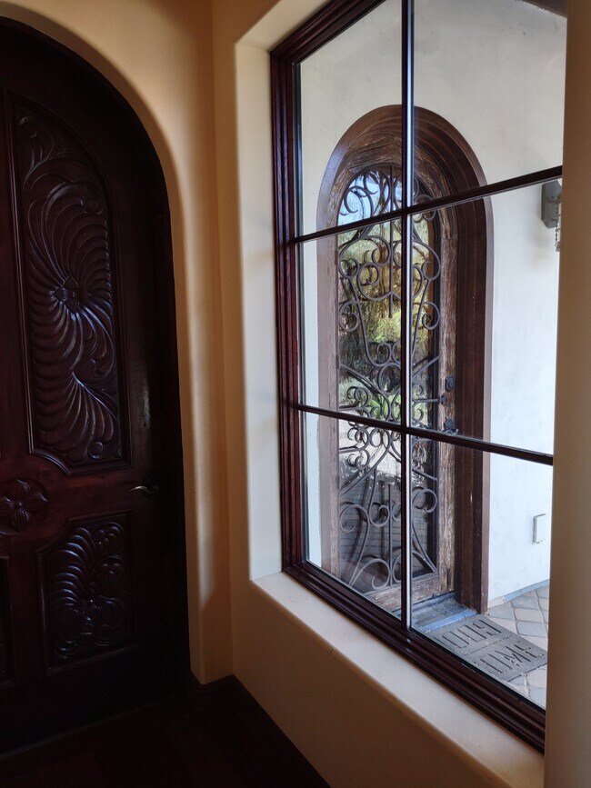 Foto del edificio - 970 Marcella Ln