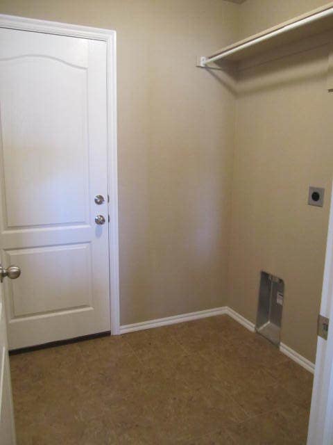 Building Photo - 2813 Sunberry Way