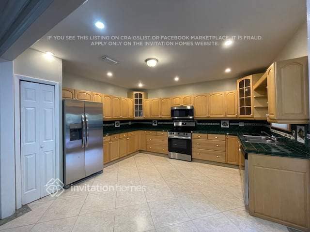 Building Photo - 10840 SW 32nd St