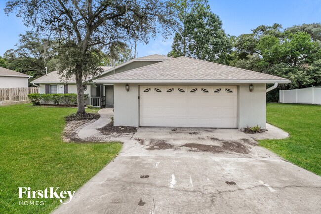 Building Photo - 1811 E Cooper Dr