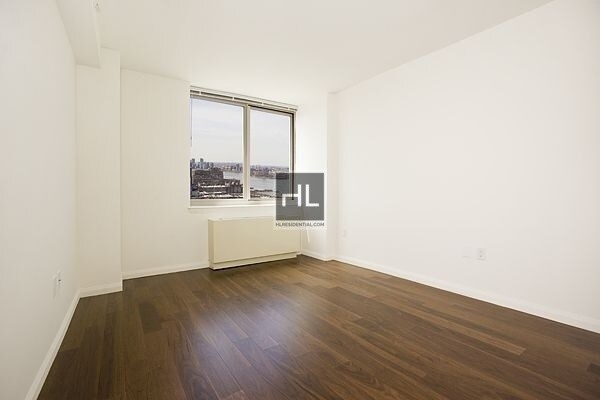 Building Photo - 561 Amsterdam Ave