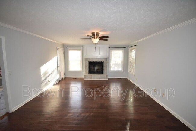 Building Photo - 7309 Beaver Run Dr