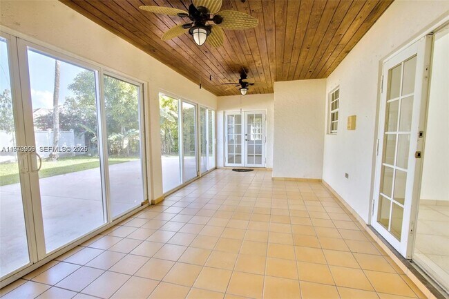 Foto del edificio - 421 NW 136th Ave