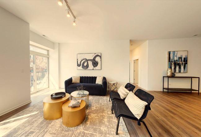 Building Photo - 3 bedroom in Chicago IL 60616