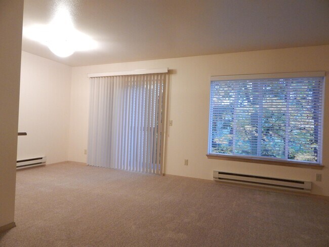 Foto del edificio - 11801 Ambaum Blvd SW