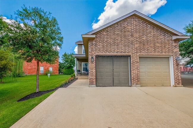 Building Photo - 278 Capetown Way