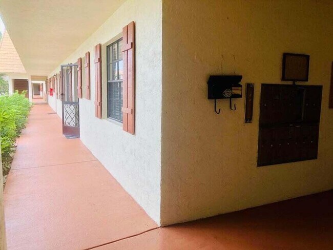Foto del edificio - 4701 Oak Terrace Dr