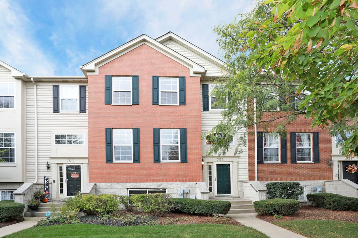 Primary Photo - 753 Thornbury Ct