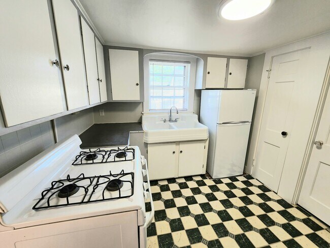 Foto del edificio - 6 Webster St