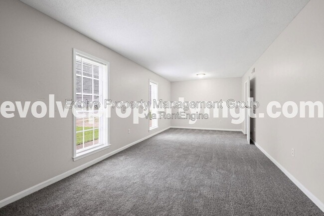 Building Photo - 5331 Pipers Gap Dr