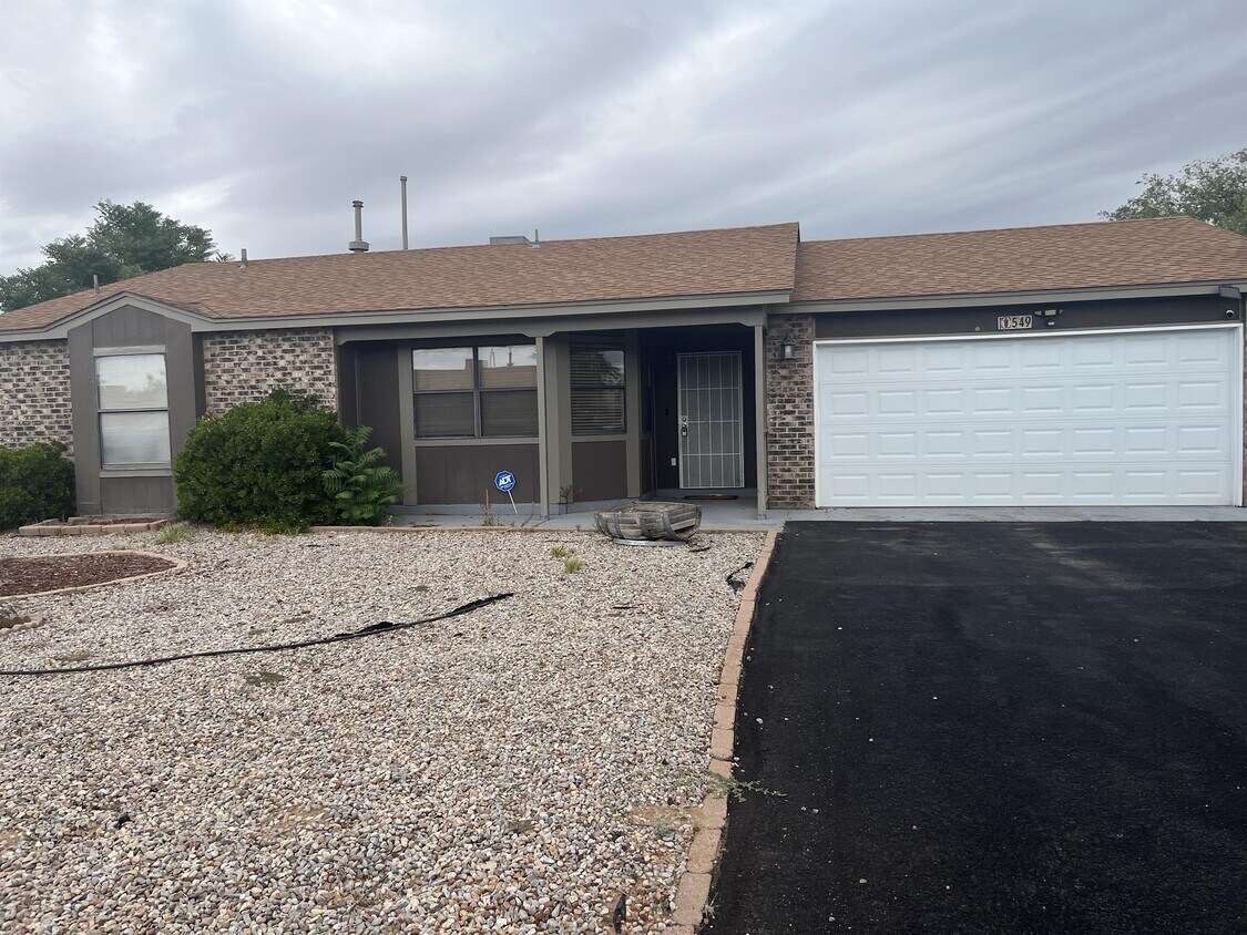 549 Apache Loop SW, Rio Rancho, NM 87124 House Rental in Rio Rancho
