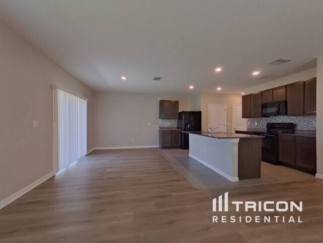 Building Photo - 5018 Willow Breeze Wy