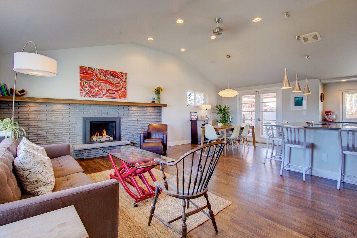 Main Living Room - 2415 N Gaylord St