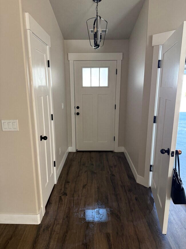 Building Photo - 1825 N Lund Hwy