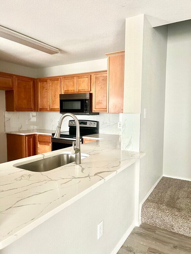 Foto del edificio - 406 Bellevue Ln