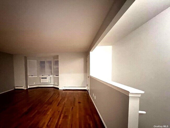 Foto del edificio - 36-36 Corporal Stone St