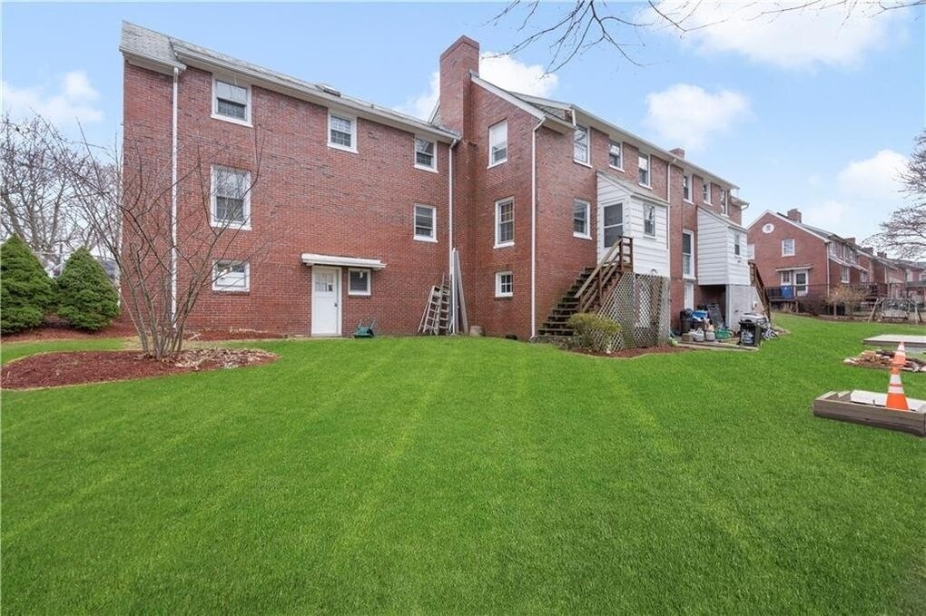 156 Lonsdale Main St, Lincoln, RI 02865 Apartments in Lincoln, RI