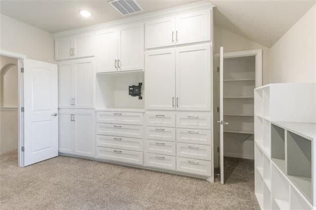 Building Photo - 2600 Rosebud Ln