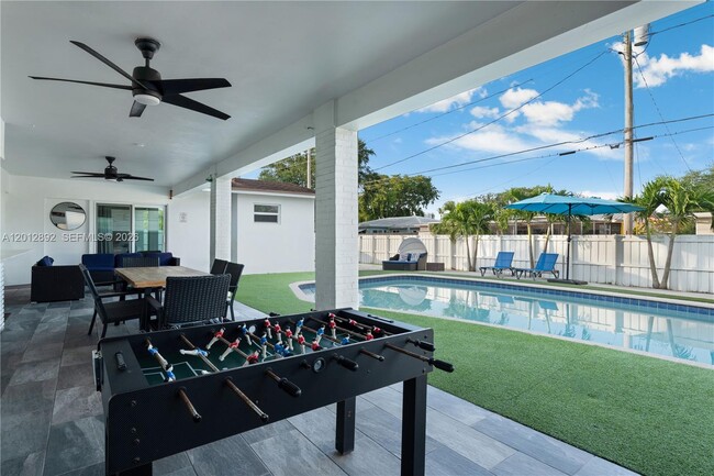 Foto del edificio - 632 S Crescent Dr
