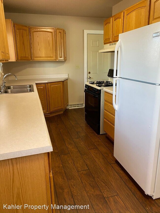 Building Photo - 3 br, 1 bath House - 1502 Brentwood St
