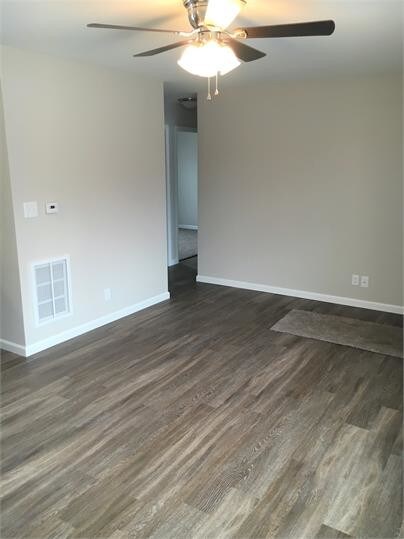Foto principal - 906 1/2 S Vine St