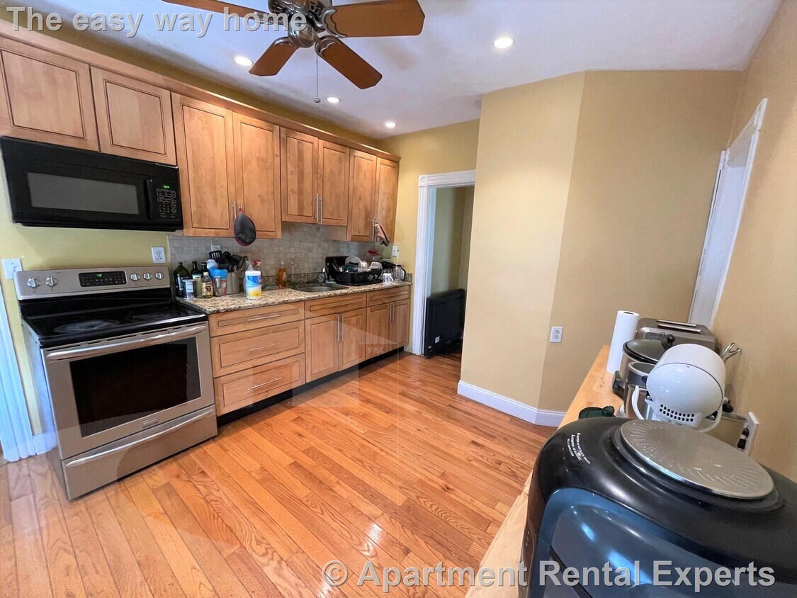 Foto principal - 40 Newbern Ave