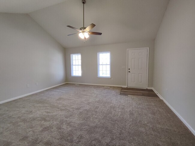 Foto del edificio - 1217 Moss Acres Ct