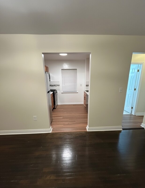 Foto del edificio - 429 Revere Ave