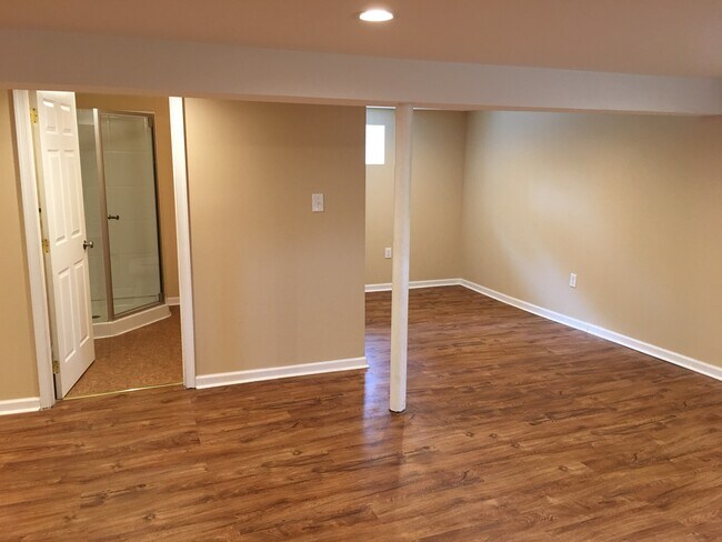 Foto del edificio - 2037 Terrace Drive