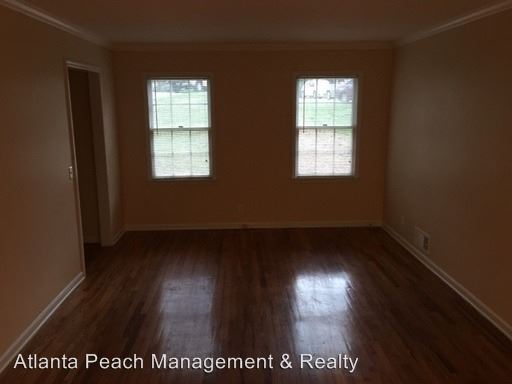 Building Photo - 1210 Pine Knoll Ln NE