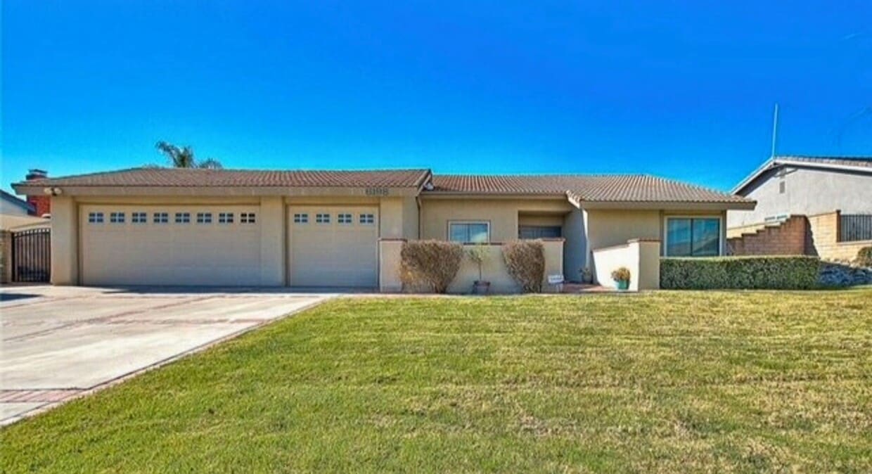 Foto principal - A rare lease opportunity in the sought-aft...