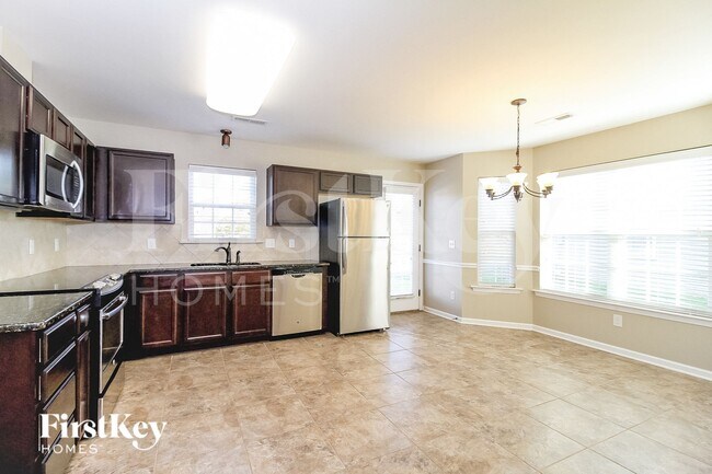 Building Photo - 5699 Misty Hill Cir