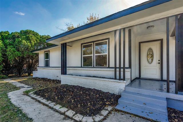 Building Photo - 901 Woodleigh Dr