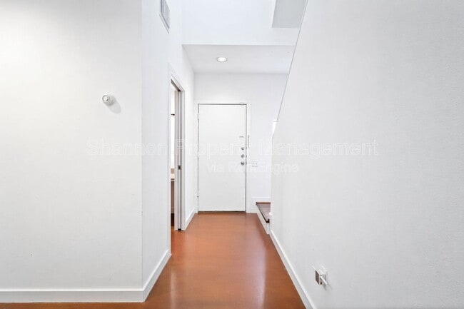 Foto del edificio - 906 Andrews St