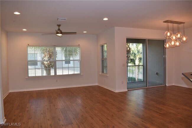 Building Photo - 23420 Alamanda Dr