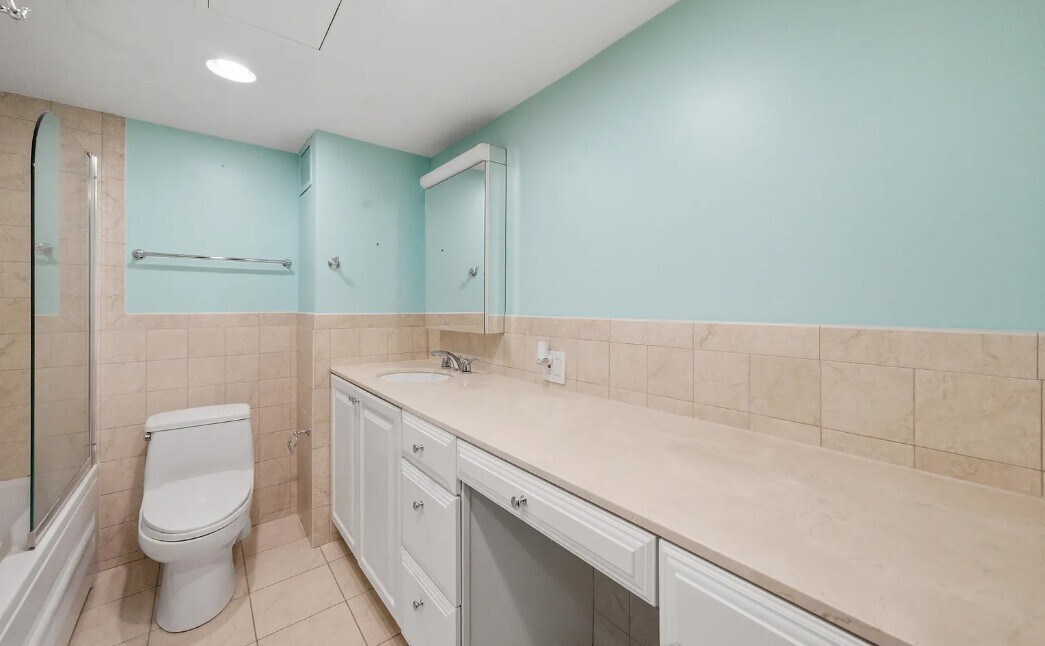 Foto del edificio - 260 E Chestnut St