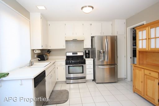 Building Photo - 99 Briarwood