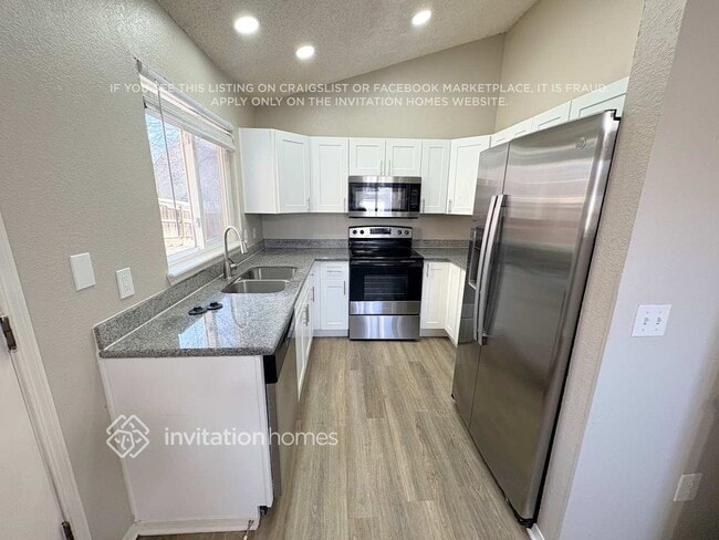 Building Photo - 18358 E Layton Pl