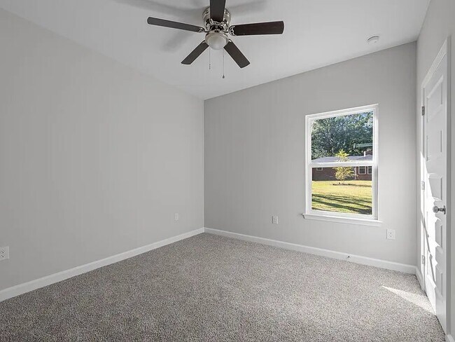 Foto del edificio - 111 Shady Ln