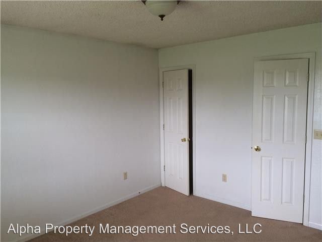 Building Photo - 109 SE 1161