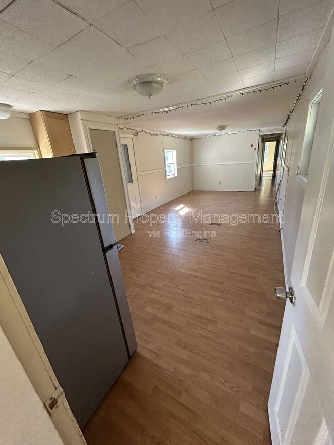 Building Photo - 460 Waterville Rd