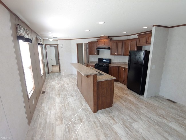 Building Photo - 3 br, 2 bath Mobile Home - 66 Berry Ln