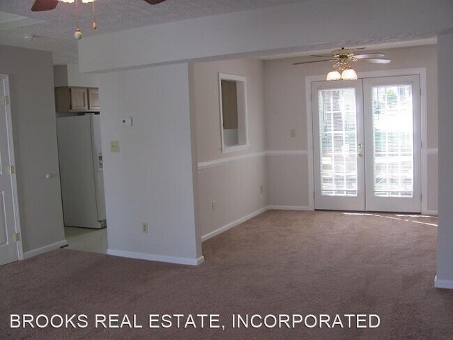 Building Photo - 3 br, 1.5 bath House - 931 Pheasant Run
