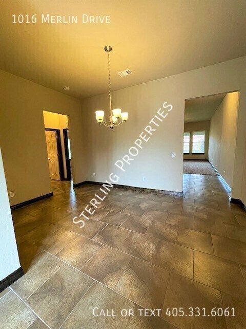 Foto del edificio - 1016 Merlin Dr