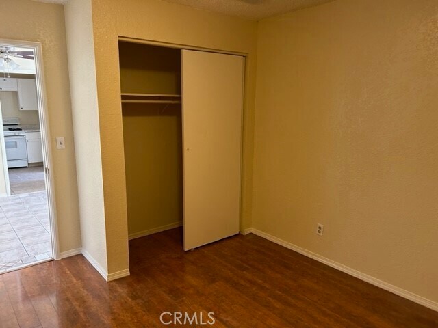 Foto del edificio - 632 N Birch Ave