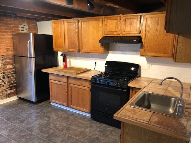 Cocina - 1130 Crease St