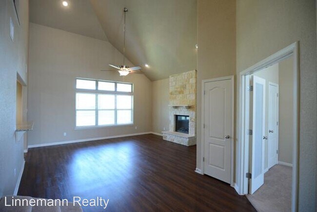 Foto del edificio - 4 br, 3.5 bath House - 1021 Republic Circle