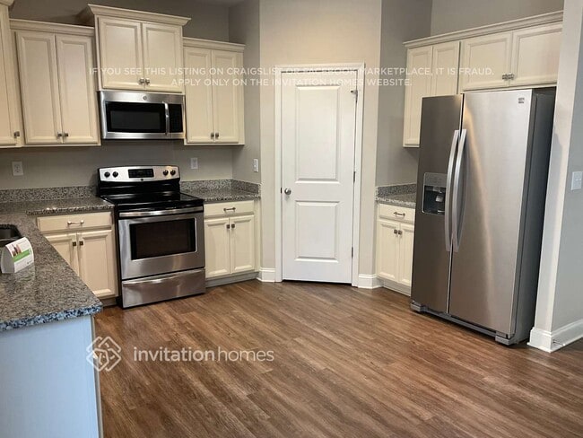 Building Photo - 5626 Colonial Garden Dr