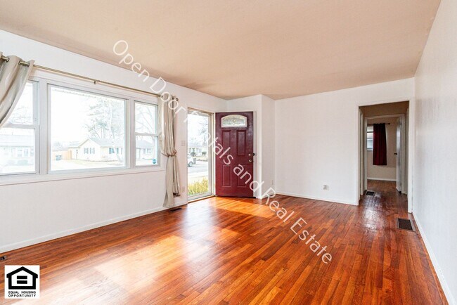 Foto del edificio - Charming 3 Bedroom Home with Fantastic Outdoor Space - Animals Welcome!